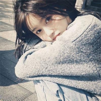 穿到饥荒年，我靠绑定挨骂系统顿顿吃肉